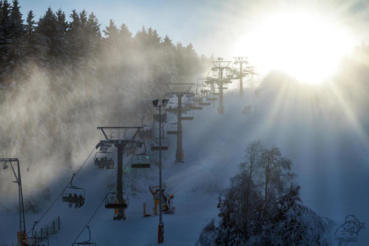 Gipfelstuermer Winterberg Extérieur photo
